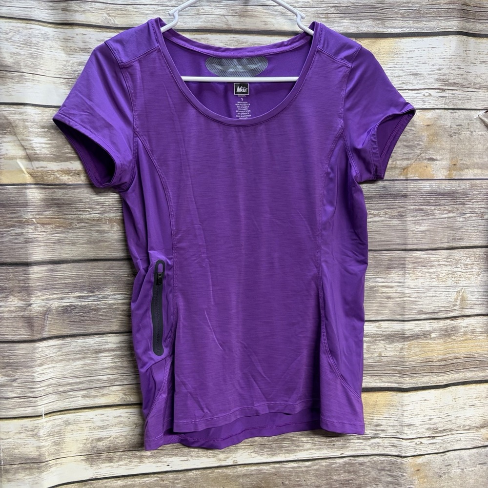REI Athletic Top Running Shirt Zipper Pocket Women's Small Short Sleeve Purple